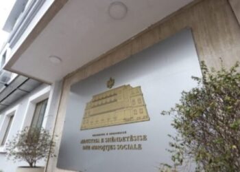 Largohet nga detyra kreu i FSDKSh, ja kush pritet ta zëvendësojë