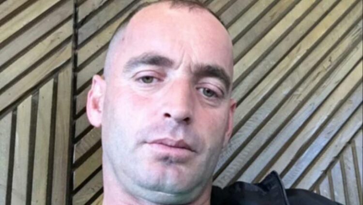 Zbardhen detaje nga vrasja në Podujevë, autori e qëlloi me 10 plumba brenda në makinë