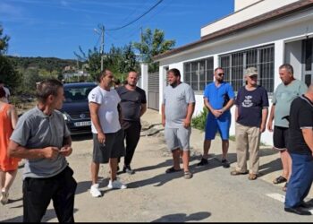 Rruga e re po ndërtohet pa trotuare, banorët e Spitallës në protestë