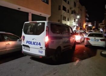 Durrës/ Gjendet i pajetë një person në shtëpi, dyshohet për vrasje