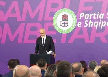 Rama propozon ndryshime në Kushtetutë: Zvogëlim i numrit të deputetëve dhe ndarje e re administrative