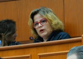 Papa: Veliajn mund ta dëgjonim online, pse keni frikë?