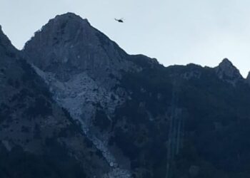 Turisti rrëzohet në Valbonë, gjendet pa shenja jete nga ekipet e kërkim-shpëtimit