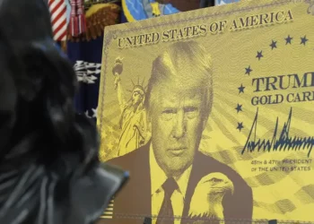 Viza pune 100.000 dollarë në SHBA, DW: ‘Gold Card’ për milionerë