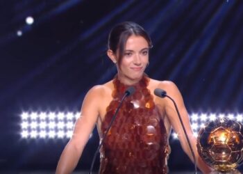 Viti i tretë radhazi, futbollistja e Barcelonës fiton sërish Topin e Artë (Video)