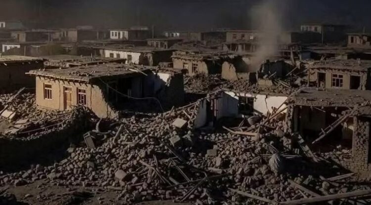 Mbi 600 viktima nga tërmeti në Afganistan, dhjetëra shtëpi nën rrënoja