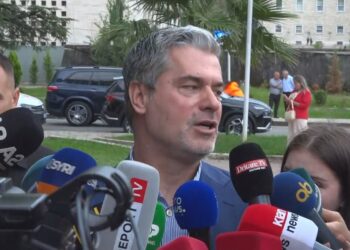 Dje dha dorëheqjen, Ermal Dredha në Asamblenë e PS: Kam lindur socialist dhe do mbetem socialist