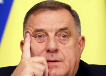 Sllovenia i ndalon hyrjen Dodik