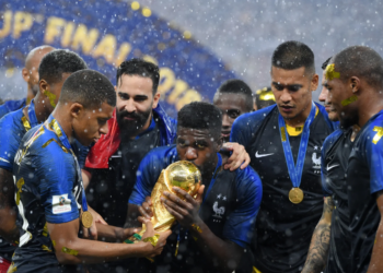Vetëm 31 vjeç, fituesi i Kupës së Botës me Francën tërhiqet nga futbolli