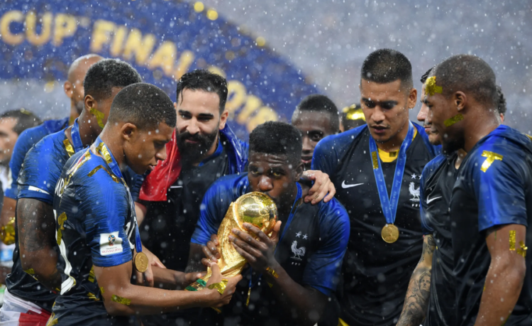 Vetëm 31 vjeç, fituesi i Kupës së Botës me Francën tërhiqet nga futbolli