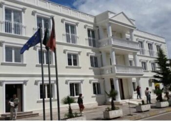 Florenc Doka emërohet kryebashkiaku i ri në Bashkinë Cërrik, zevendëson Andi Sallen, u bë ministër