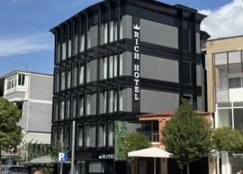 I ndërtuar me para droge/ “Rich Hotel” nën sekuestro, por aktiviteti vijon normalisht