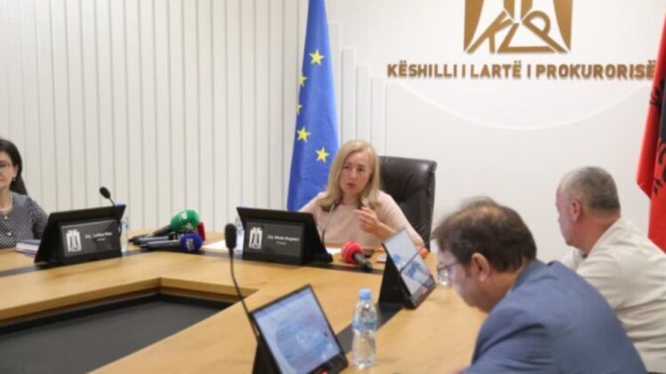 “Ç’jemi ne, agjenci udhëtimi?”/Përplasje në Këshillin e Lartë të Prokurorisë, akuza për abzium me buxhetin