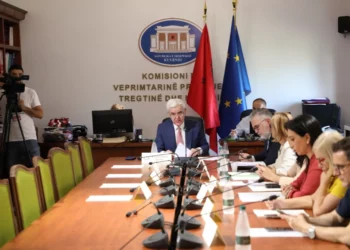 Lëmsh komisionesh në Kuvend, “Xhafaj” i merr kompetencat “Ligjeve”