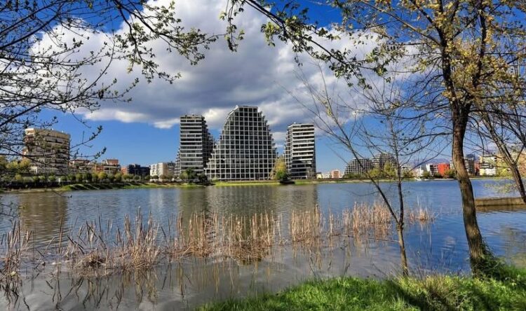 Auditimi i KLSH: Në Liqenin Artificial të Tiranës shkarkohen ujëra të ndotura urbane, të merren masa