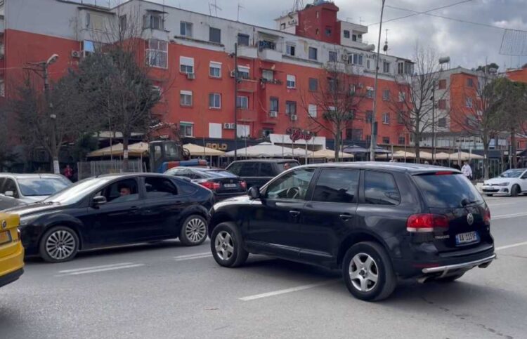 Lëvizje në Bashkinë Durrës, largohen nga detyra 5 krerët e njësive administrative