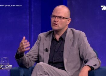 “Ramën askush s’e ndalon të bëhet mbret”, Kalaja kritikon edhe opozitën: PD-ja ka fajet e veta