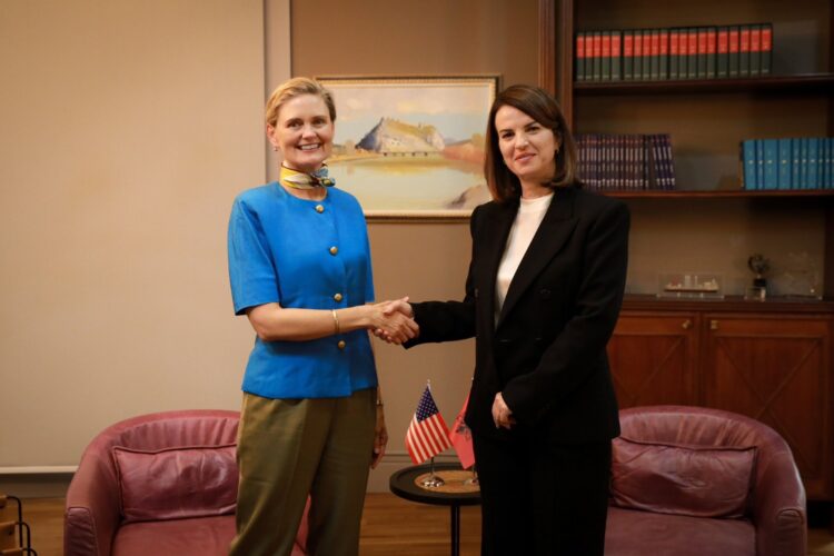 Nancy VanHorn takim me Ministren e Brendshme: Trump kundër karteleve, SHBA dhe Shqipëria bashkë kundër krimit të organizuar