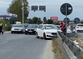 Dy aksidente brenda pak minutash tek “Pushimi i shoferit” në Lushnjë, ka të plagosur