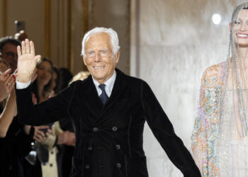 Ndahet nga jeta stilisti i njohur italian, Giorgio Armani