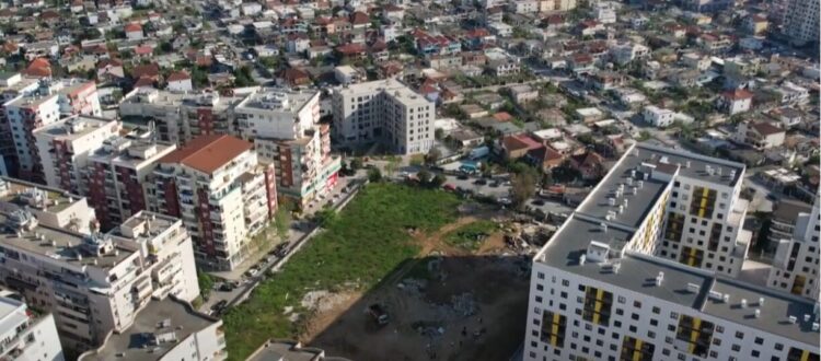 Viti i ri shkollor, ‘Astiri’ me 70 mijë banorë vazhdon të mbetet pa kopshte e shkolla publike