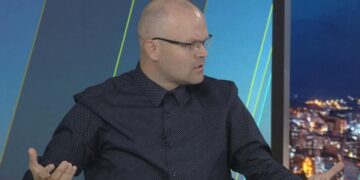“Veliaj vishej si femër dhe u ofronte s*ks ambasadave”/ Kalaja: Mbaj përgjegjësi për deklaratat