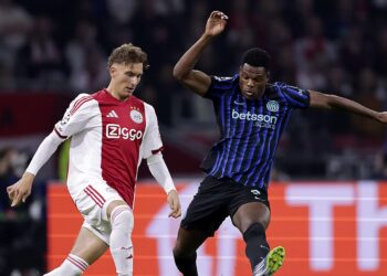 Mbyllet pjesa e parë, në avantazh Bayerni dhe Liverpooli, Thuram i shënon Ajax-it, PSG realizon të dytin