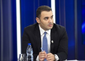 Denoncimi i Këlliçit: Vëllezërit Qefalia korrupsion në Bashki, për të vjedhur zgjedhjet