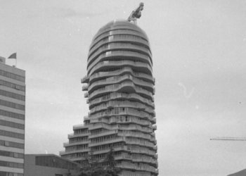 Një kryeministër mbi shtetin: Tirana, plaçka e radhës në pazarin e Ramës