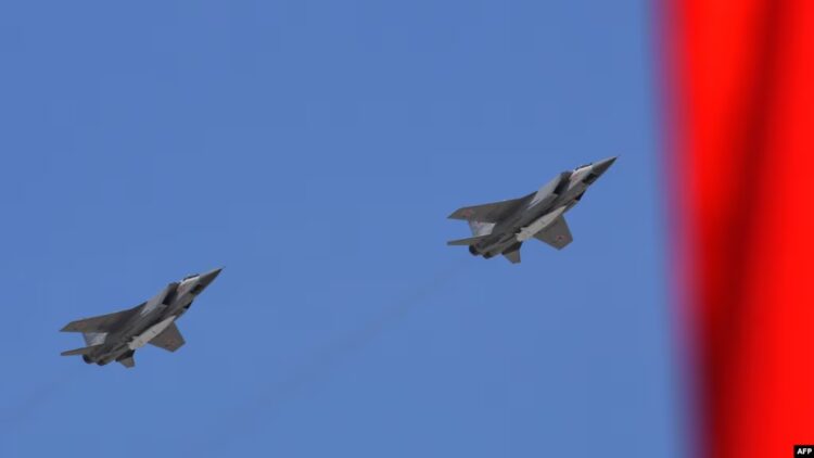 Lufta në Ukrainë, reagon Estonia: Avionët rusë hynë në hapësirën e saj ajrore