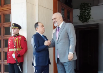 Begaj i dhuron Ramës kompetencën për shpalljen e zgjedhjeve të parakohshme nëpër bashki