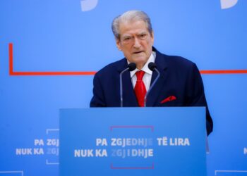 Berisha: Pasi u takua me grupet kriminale, Rama u kthye nga Aruba me orë 400 mijë euroshe