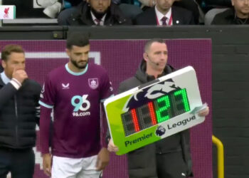 Vetëm 6 minuta në fushë, Armando Broja ndjehet i zhgënjyer në përballjen me  Liverpool