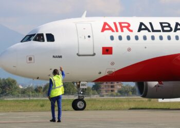 Kriza e “Air Albania”, qeradhënësi padit kompaninë ajrore shqiptare