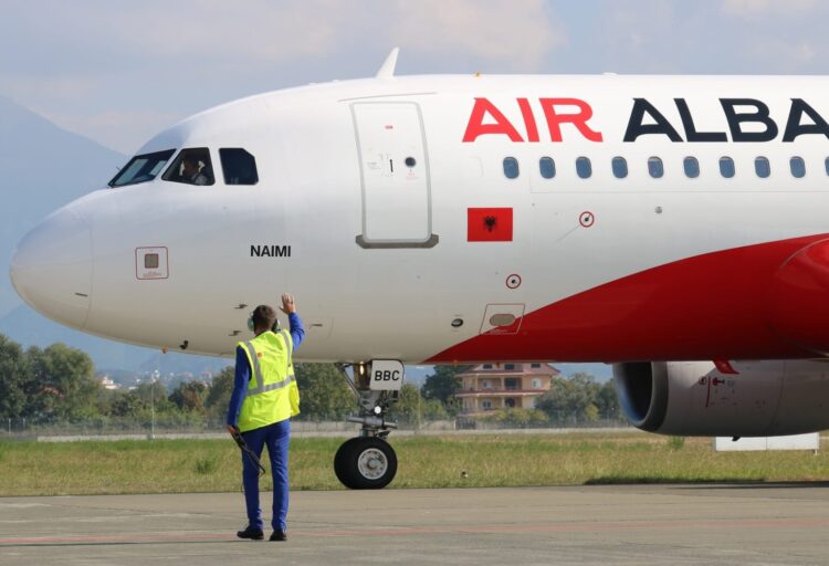 Kriza e “Air Albania”, qeradhënësi padit kompaninë ajrore shqiptare