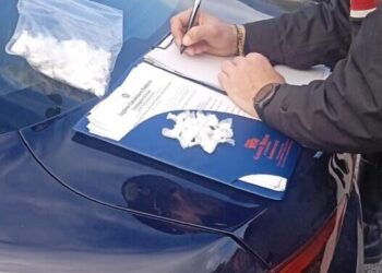 Shkuan si turistë në Itali, kapen duke shitur kokainë në Terni