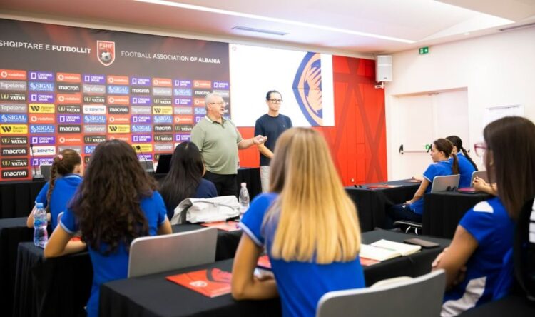 Kampionati i vajzave nis në fundjavë, Presidenti Duka takim me arbitret në “Shtëpinë e Futbollit”