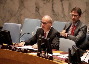 Kryeministri e la jashtë kabinetit, reagon Igli Hasani: Mandati im përfundon sot