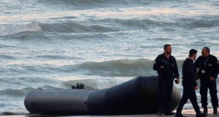 Tragjedi në Kanalin Anglez, 2 fëmijë të vdekur mes 3 viktimave që u mbytën, 3 emigrantë rezultojnë të zhdukur