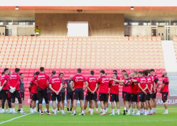 Kuqezinjtë janë gati! Kombëtarja luan ndeshjen vendimtare ndaj Letonisë