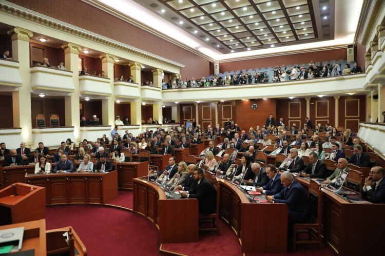 PS cakton kryetarët e komisioneve parlamentare, Rama i beson sërish Gjiknurit “Zgjedhoren”