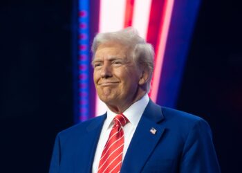 Trump gabon sërish, ngatërron Shqipërinë me Armeninë: Ndalova luftën me Azerbajxhanin