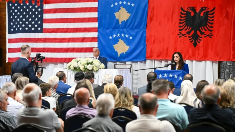 Osmani nis vizitën zyrtare në SHBA, takimin e parë e bën me diasporën shqiptare