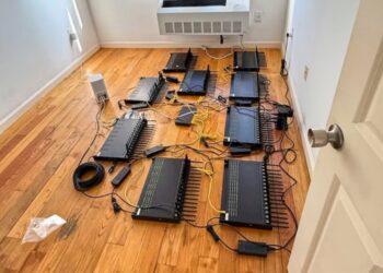 Rrjet i rrezikshëm pranë OKB-së: Shërbimi Sekret çmonton mbi 300 servera që mund të fiknin gjithë rrjetin celular në Nju Jork