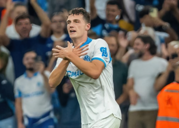 Pavard debuton me gol te Marseille, mbrojtësi francez feston me ‘shqiponjën’