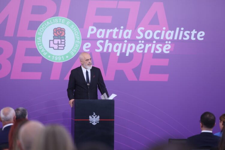 Shtohen tre komisione të përhershme parlamentare. PS do drejtojë 7, opozita do ketë kryetarin në katër komisione