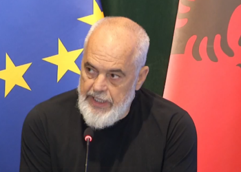 Kryeministër që ndëshkon vetëm qytetarët dhe jo hajdutët e tij: Burg kush do të vjedhë ujin