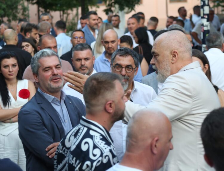 Mbetjet “djegin” Ermal Dredhën një ditë para shpalljes së qeverisë