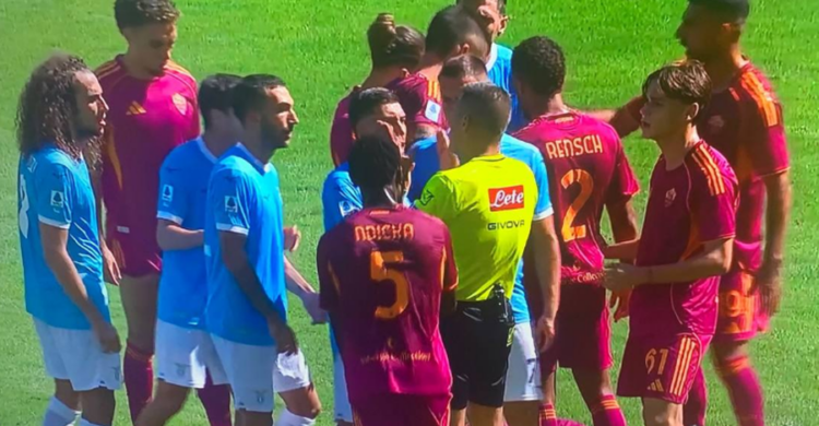 Një gol dhe karton i kuq, Roma fiton derbin e kryeqytetit përballë Lazios