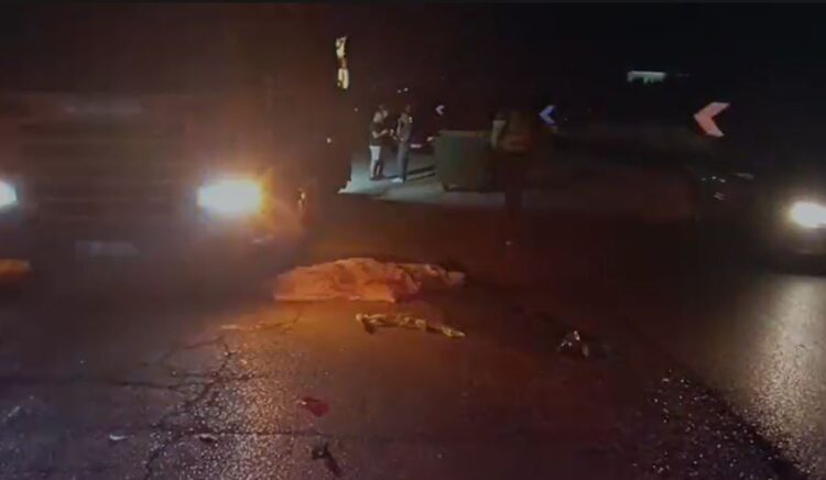 Aksidenti në Peqin/ Humb jetën punonjësi i pastrimit nga përplasja e makinës së mbeturinave me një furgon